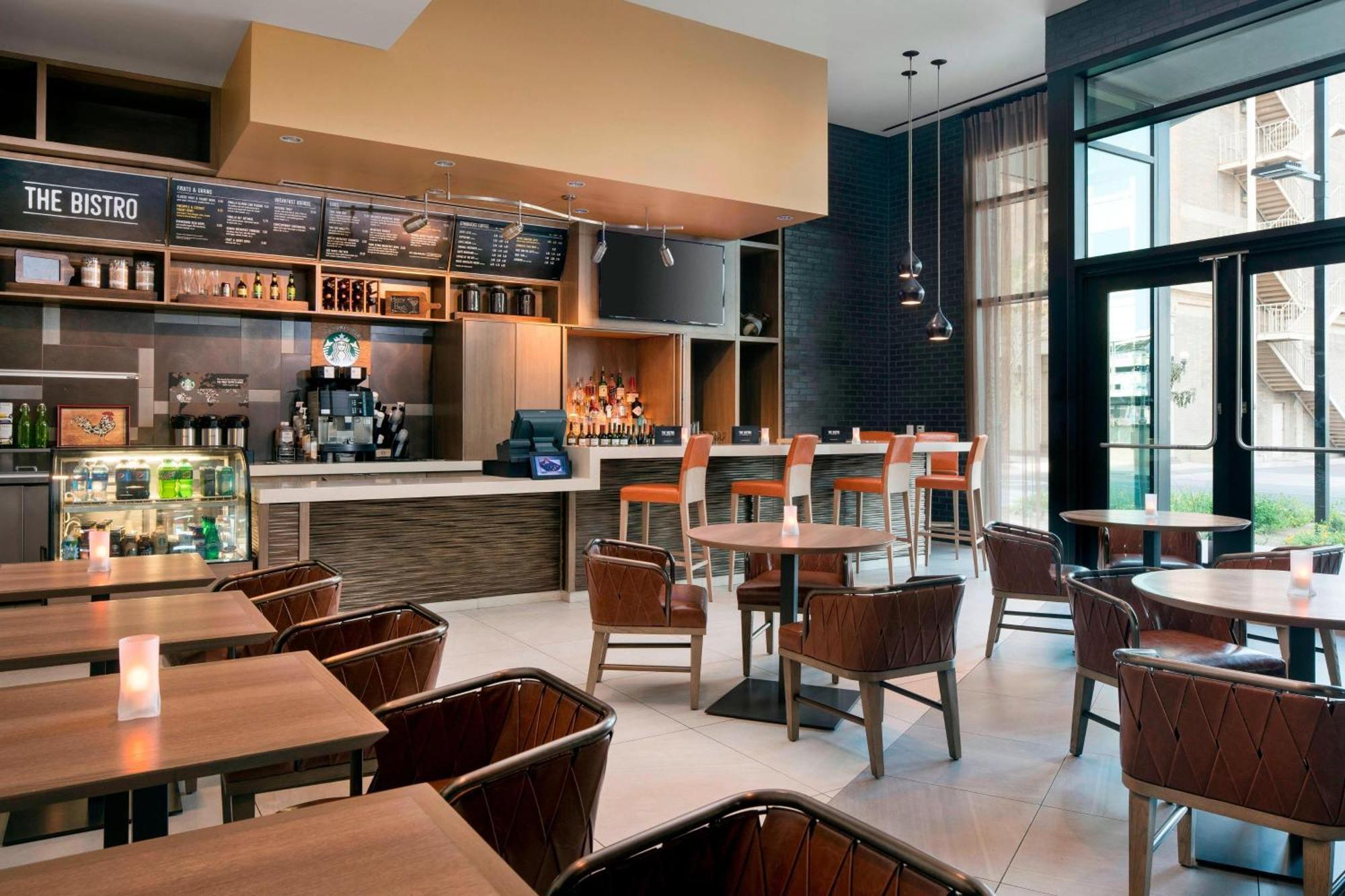Courtyard By Marriott Phoenix Downtown Eksteriør bilde